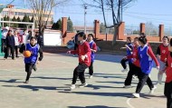 九游-顺义村校办起女生专属的“橄榄球班超”|顺义区张镇中学|北京市|学校|联赛|赛事_新浪新闻