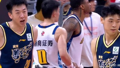 九游官网-大鱼来了！广东队有望签下“黑硬”内线大杀器，本赛季场均17+11